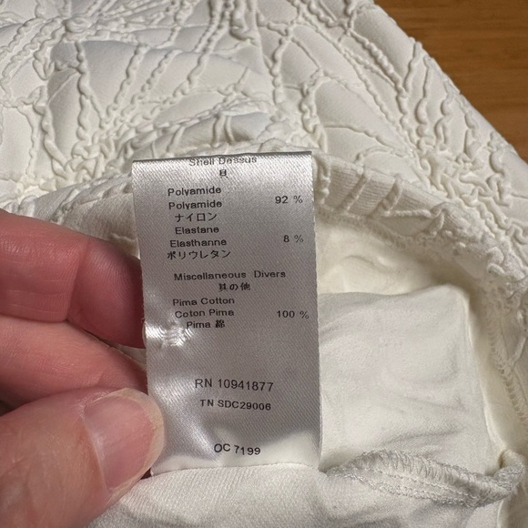 Anne Fontaine- Venise 3/4 Sleeve White Textured Top. Size US 6-8 - Picture 5 of 10